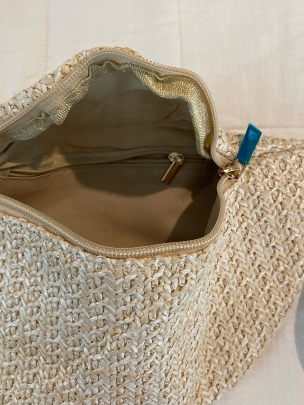 Woven Faux Straw Crossbody Bag in Natural Cream with Teal Accent - Picture 3 of 4
